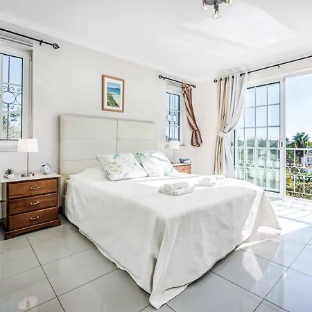 Buganvilia Villa Guia (Faro)